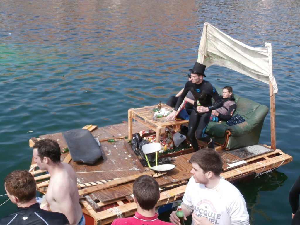 Course de baignoires